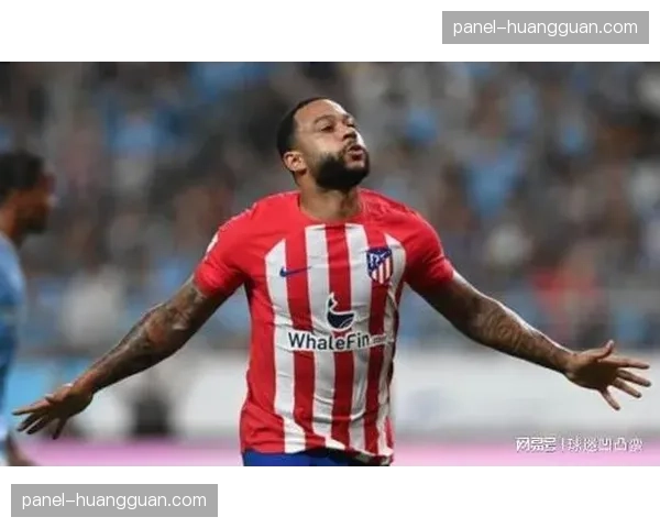 伤情更新:马竞前锋德佩因肌肉不适被替换下场 伤情更新:马竞前锋德佩因肌肉不适被替换下场